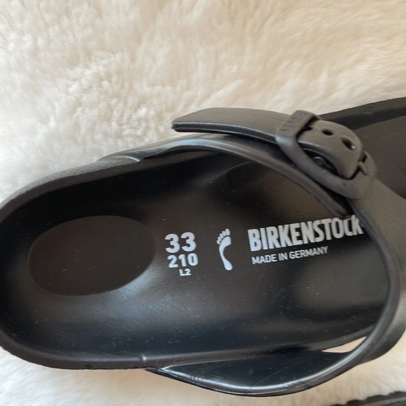 NWOT Birkenstock rubber sandals size 2 - Picture 2 of 4
